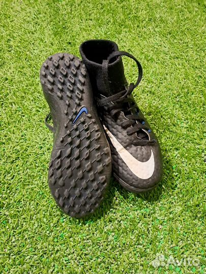 Футбольные бутсы nike 31,5