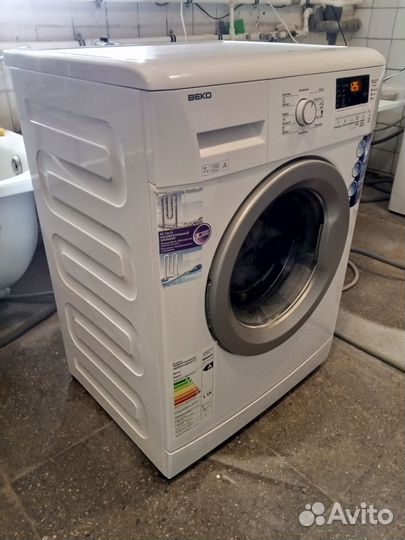 Стиральная машина автомат