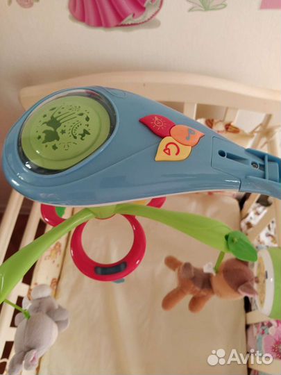 Мобиль chicco +2 игрушки для развития