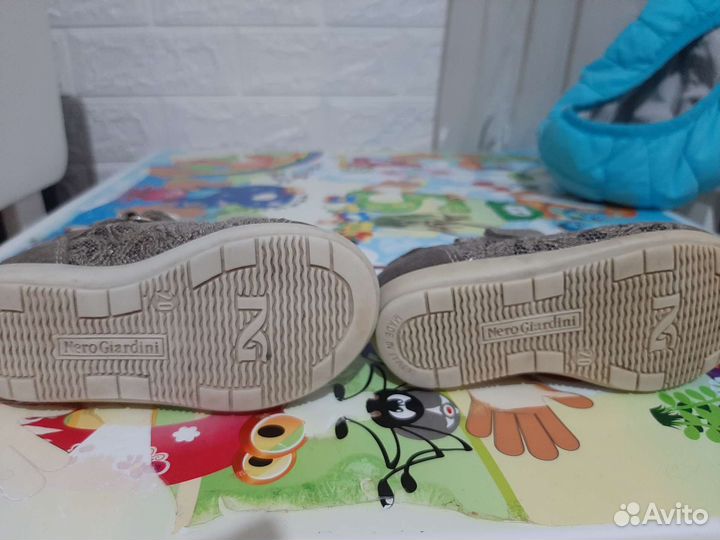 Туфельки для девочки