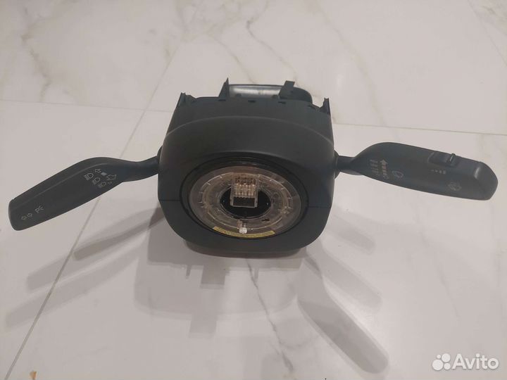 Подрулевой переключатель