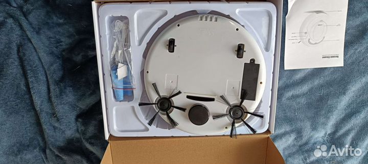 Робот пылесос новый