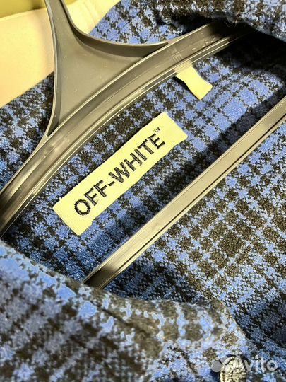 Off White