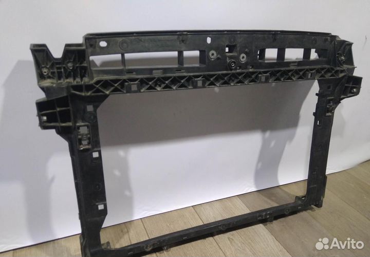 Панель передняя бу Skoda Kodiaq OEM 562805588