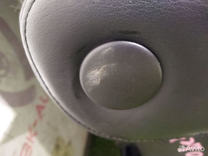 Сидения второй ряд Cadillac Escalade GMT900