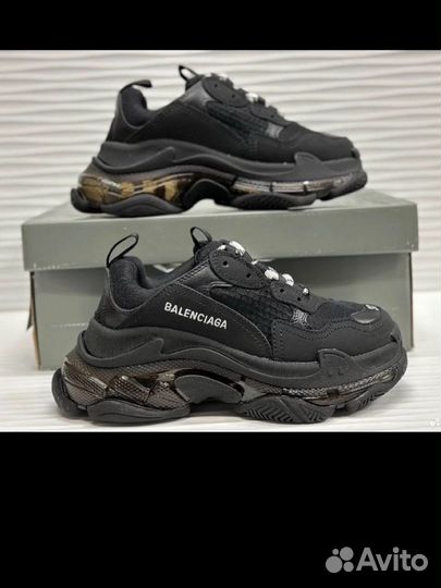 Balenciaga triple s black кроссовки