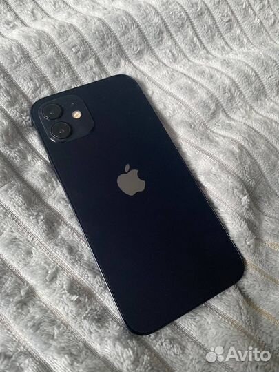 iPhone 12, 64 ГБ
