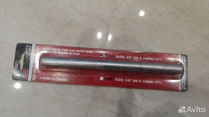 Свечная головка 14 мм 12 граней JTC-1539