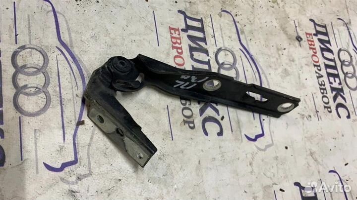 Петля капота левая Audi A4 (B7) 2004-2009