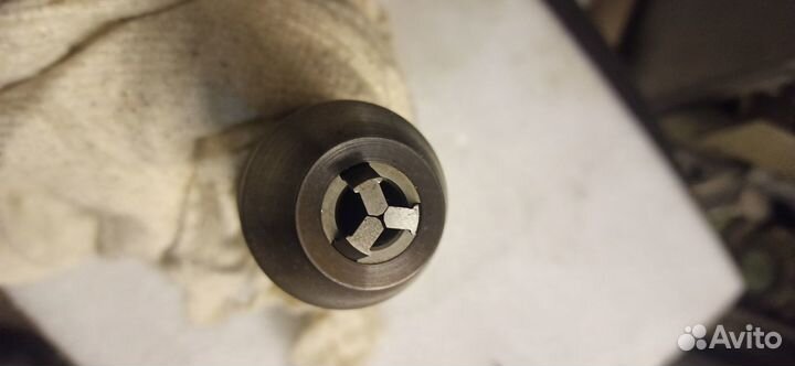 Сверлильный патрон,самозажимной