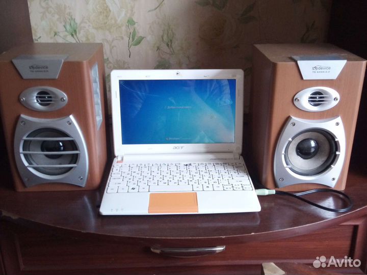 Нетбук acer aspire one