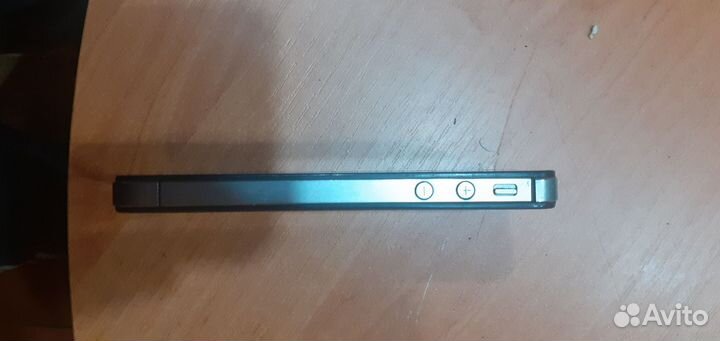 iPhone 4, 8 ГБ