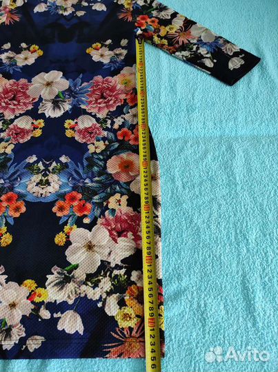 Платье женское. Плотное