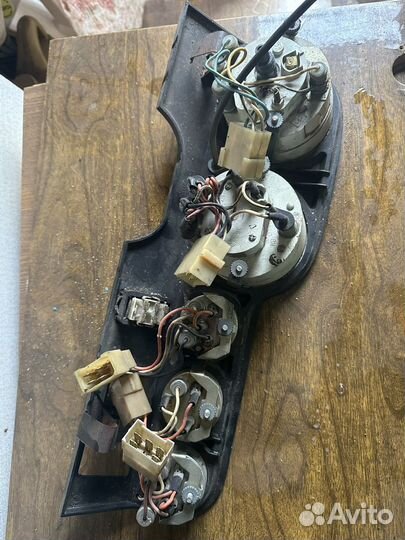 Приборная панель ваз 2106