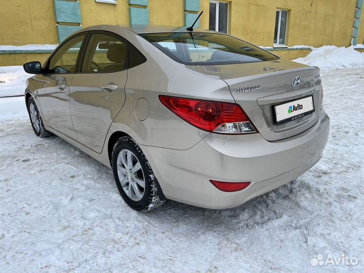 Hyundai Solaris 1.6 AT, 2011, 188 500 км