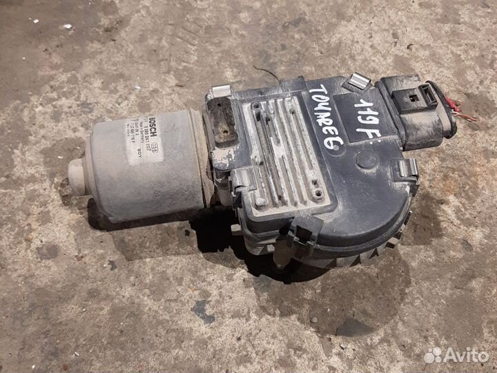 Моторчик стеклоочистителя Porsche Cayenne 03-10