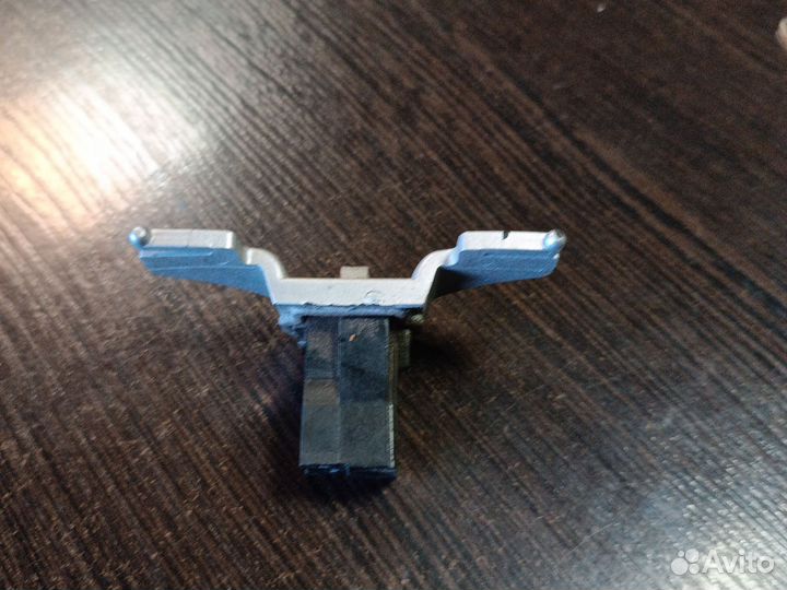 Замок лючка бензобака Мицубиси Лансер 9