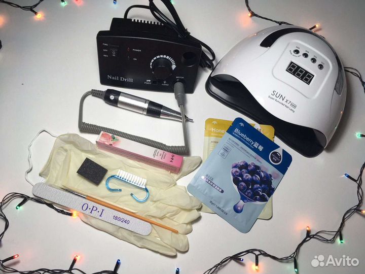 Набор для маникюра подарочный