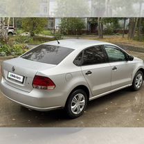 Volkswagen Polo 1.6 MT, 2011, 215 000 км, с пробегом, цена 550 000 руб.