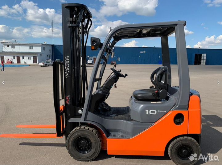 Вилочный автопогрузчик Тойота 62-8FD10