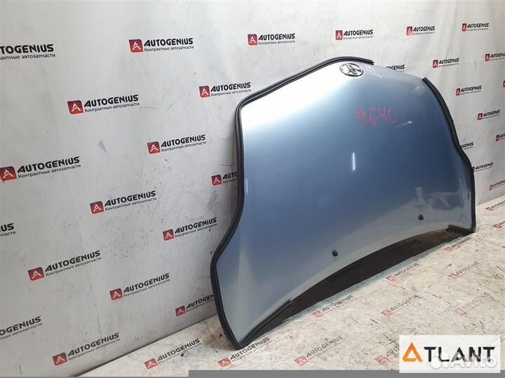 Капот toyota prius