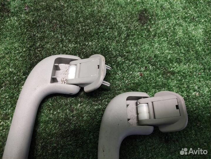 Ручка потолочная (комплект) Mercedes Benz ML W164