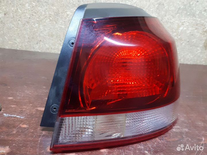 Задний правый фонарь фольксваген гольф 6