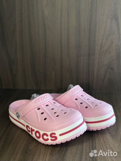 Crocs женские