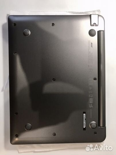 Планшет Acer Switch One 10 32Gb (SW1-011-171K)