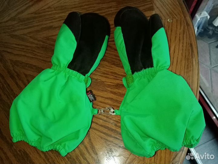 Варежки детские Reima