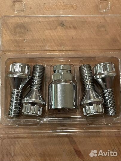 Секретные болты