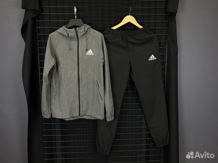 Спортивный костюм Adidas серо-черный новый