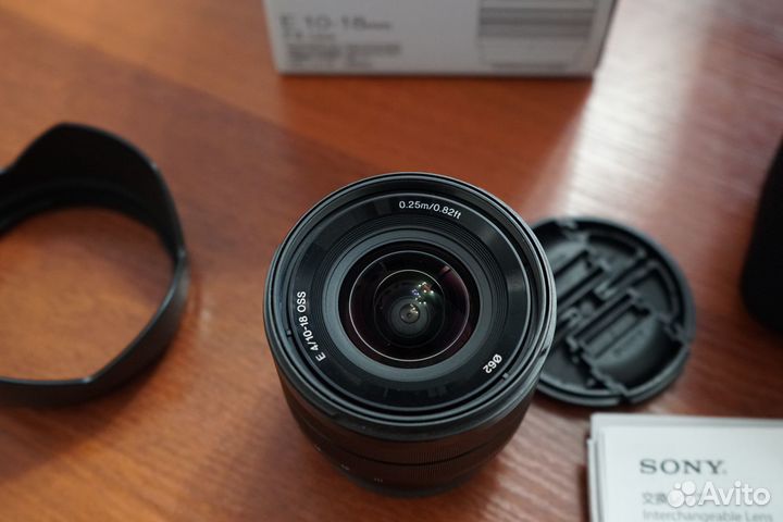Сверхширокий объектив Sony 10-18mm f4 OSS SEL1018