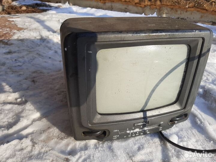 Телевизор Nova 12v\220v Ч\Б