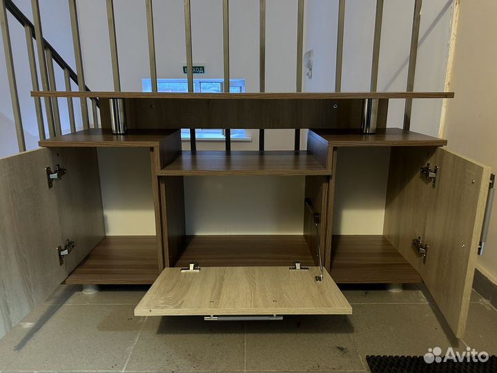 Тумба под телевизор