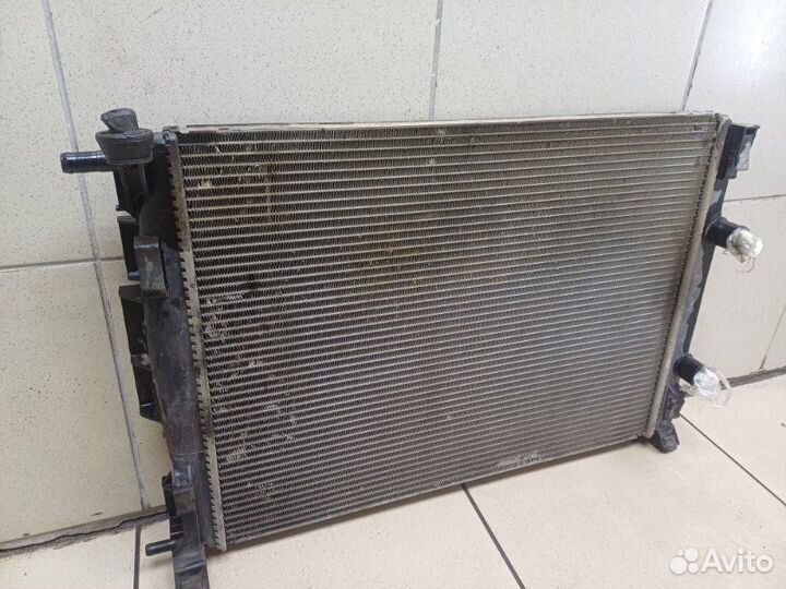 Радиатор охлаждения Renault Megane 2 (унив) 1.5
