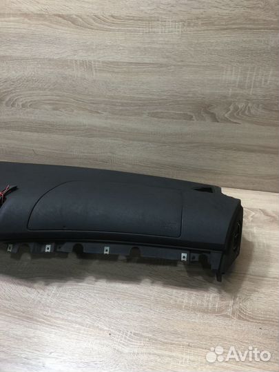 Торпедо BMW E39 седан