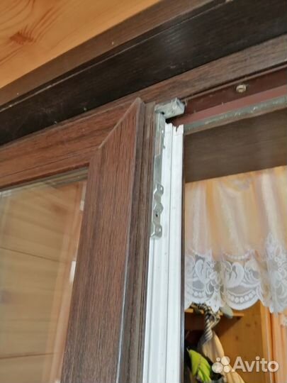 Дверь пластиковая входная