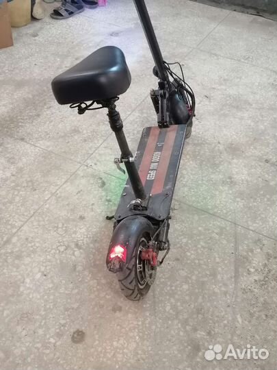 Электросамокат бу Kuggo max speed