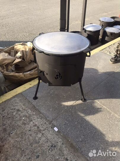 Казан чугунный