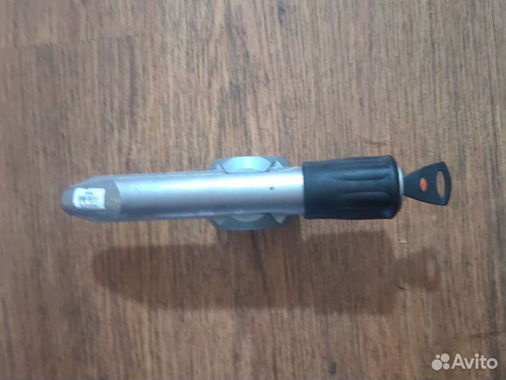 Противоугонное устройство на руль