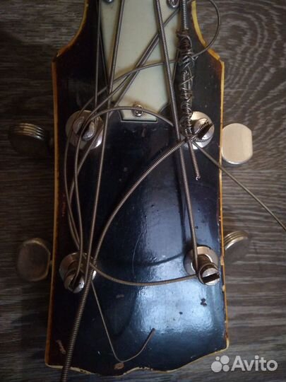 Басс гитара Jolana