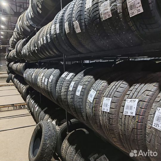 Viatti Brina Nordico V-522 225/65 R17 97L