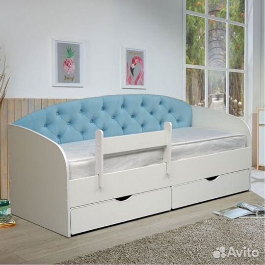 Кровать с ящиками велюр лдсп от 2х лет