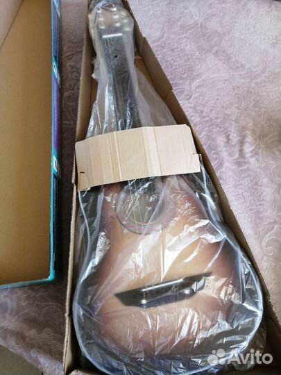 Классическая гитара новая