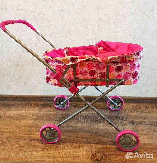 Коляска кукольная