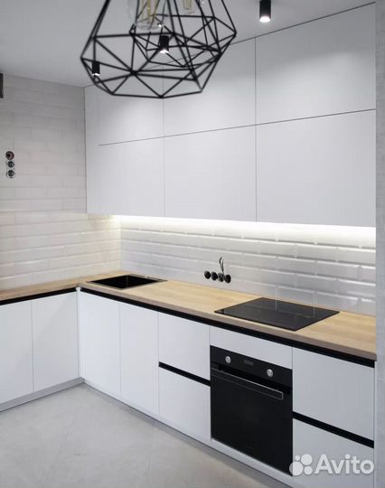 Стильный кухонный гарнитур