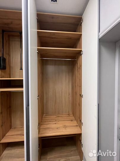 Шкаф распашной на заказ