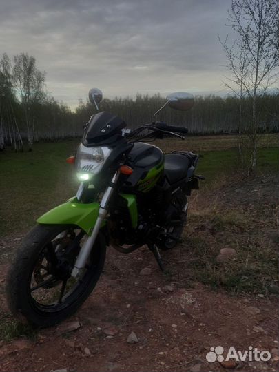 Racer Nitro 200