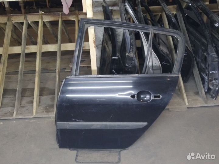 Дверь задняя левая Renault Megane II